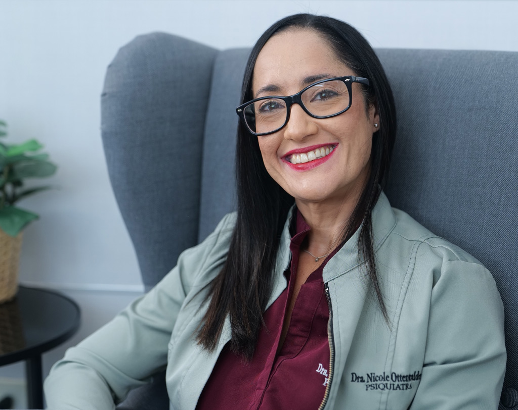 Dra. Nicole Ottenwalder-Equipo de psicólogos y psiquiatras en Eira Salud Mental